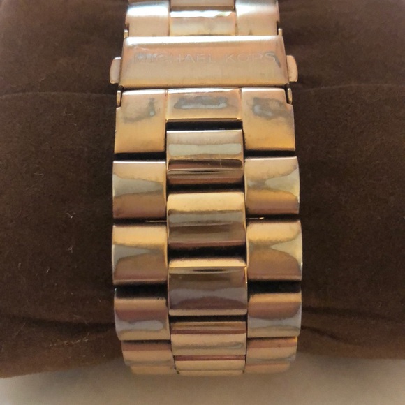 Michael Kors Gold Watch - Picture 7 of 8